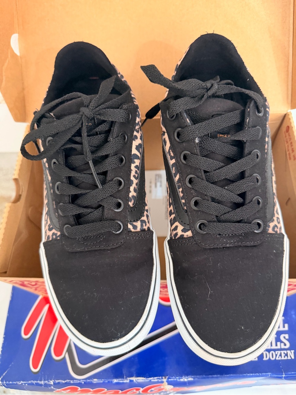 Vans Women's Low-Top Sneakers in Pink Leopard and Black - Picture 2 of 6
